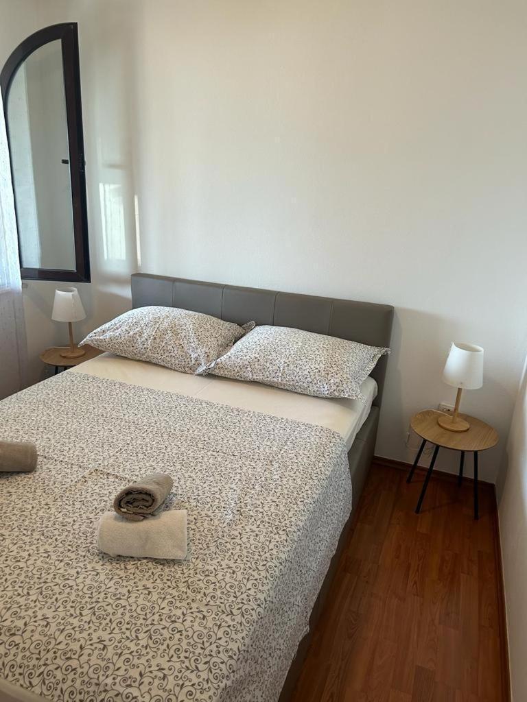 Apartments By The Sea Slatine, Ciovo - 1128 Pokój zdjęcie